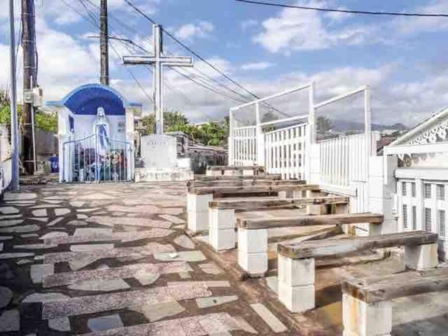 Appartement A 2 Pas De La Plage De Terre Sainte Luaran gambar